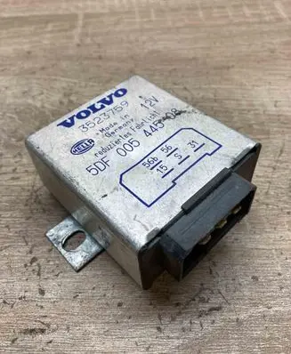 Volvo 850 Other relay 3523759 5DF00544508 FUELPUMP