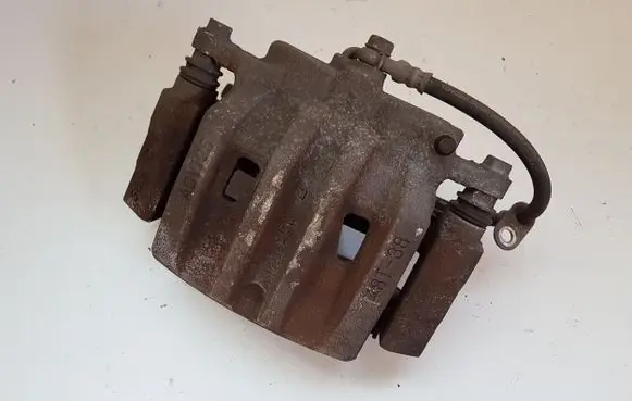 Toyota RAV 4 (XA50) Front brake caliper 4775048170