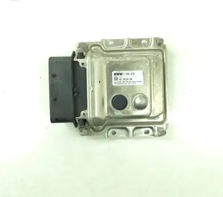 BMW X5 F15 Adblue control unit 7436676 002001000 0281032222