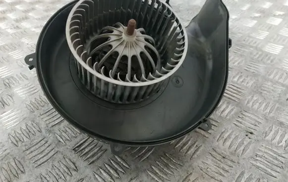 Volvo XC60 Heater fan/blower 6G9N18D413AA