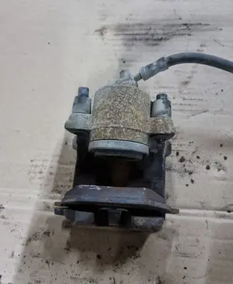 Skoda Yeti (5L) Front brake caliper NOCODE