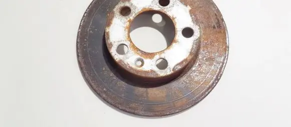 Volkswagen Golf IV Rear brake disc neventiliuojamas