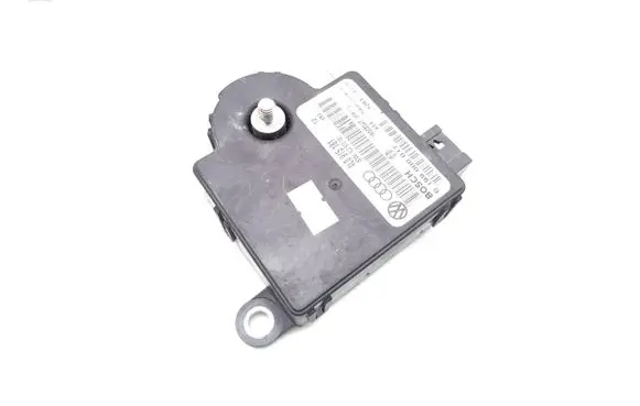 Audi Q7 4L Power management control unit 4L0915181 199000017