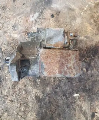 Volkswagen Golf IV Starter motor