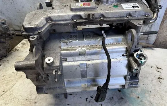 Opel Corsa F Electric car motor 9850342180 2309190504 A2C7586310103