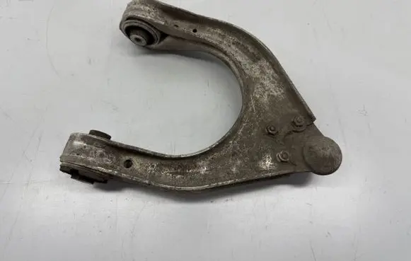 Mercedes-Benz CLS C219 Front lower control arm/wishbone A2113309007