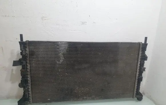 Coolant radiator