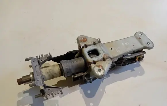 Steering wheel axle
