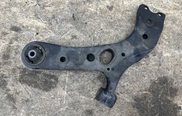 Lexus NX Front lower control arm/wishbone 480690R030