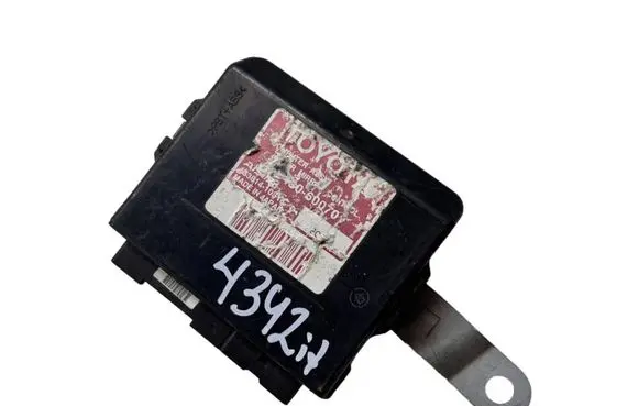 Toyota Avensis T270 Other control units/modules 48381410316 8060070