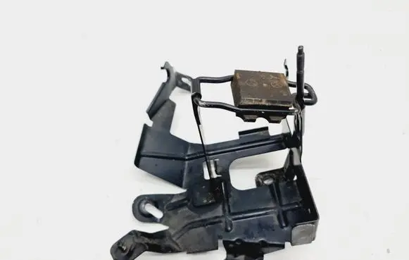 Mercedes-Benz E W211 Battery bracket A2115454840