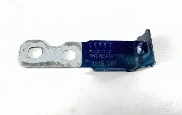Audi A5 Fender mounting bracket 8W6821434