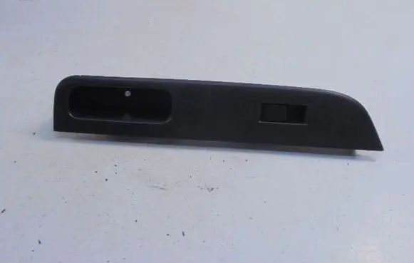 Suzuki Swift I Electric window control switch 83763-62J01