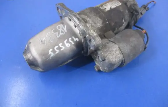 Nissan Maxima Starter motor 23300-2Y900