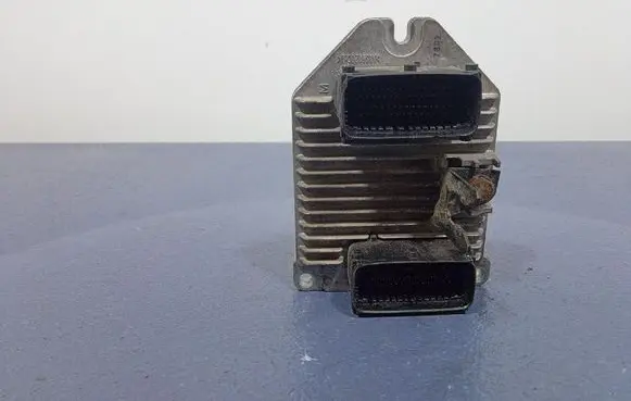 Opel Vectra C Engine control unit/module ECU 09179499