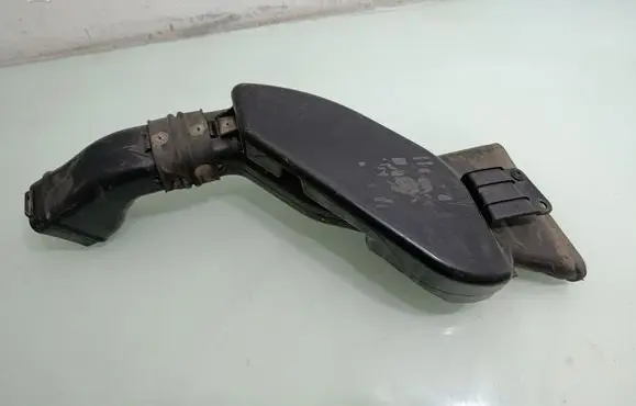 Mitsubishi Outlander Air intake duct part 1505A090