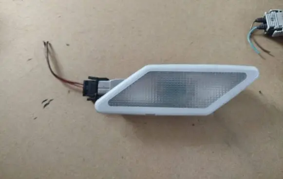 BMW 3 E36 Rear seat light 63311387038 1387038