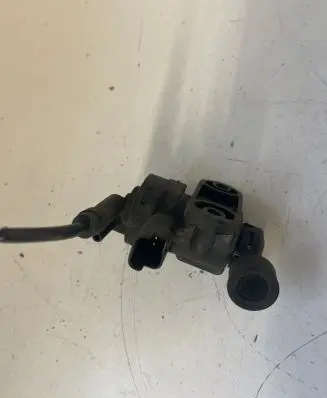 Peugeot 406 Turbo solenoid valve 9628971180 0028400369