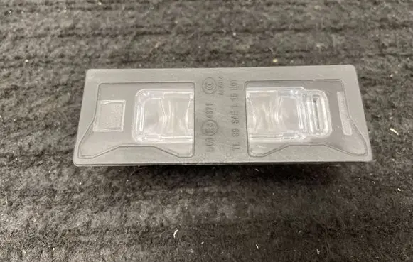 Audi Q3 F3 Number plate light 8W6943021A