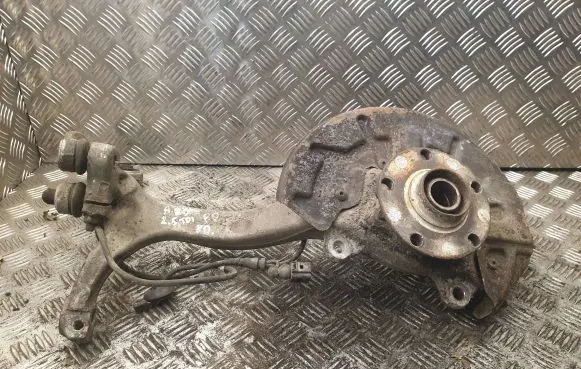 Audi A6 S6 C5 4B Front wheel hub