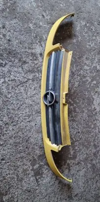 Opel Vivaro Front bumper upper radiator grill 8200044873 91166765 525719854
