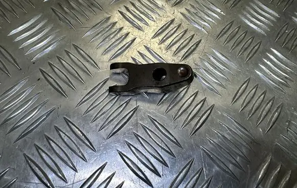 KIA Ceed Fuel Injector clamp holder