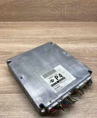 Nissan Primera Engine control unit/module ECU 23710AU601 2758001363