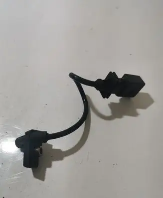 BMW 5 E60 E61 Crankshaft position sensor 0281002