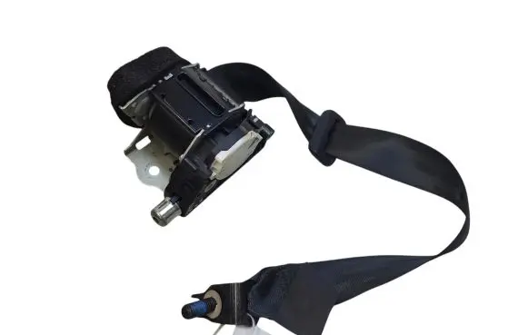 Middle seatbelt (rear)