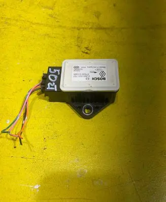 Nissan Qashqai ESP acceleration yaw rate sensor RZ1R1P8K6