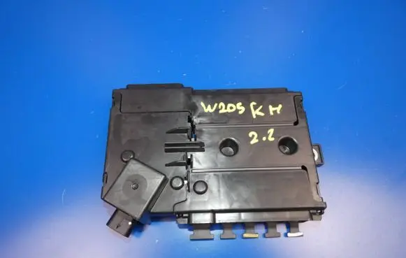 Mercedes-Benz C W205 Fuse module A2055402750 150219 H64250