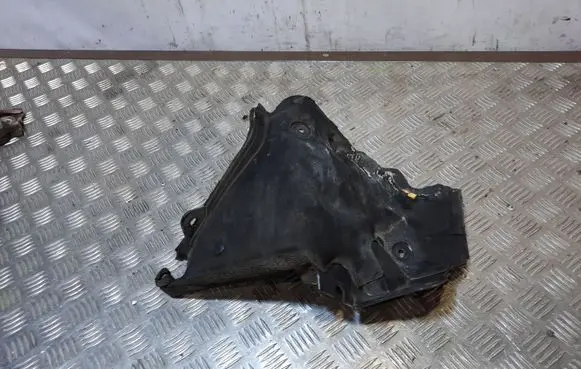 Jaguar XF Heat shield in engine bay R8C5A