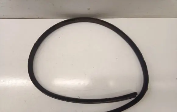 Mercedes-Benz E A207 Front door rubber seal 