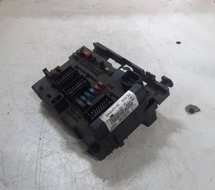 Citroen C2 Fuse module 9646405180 21066852