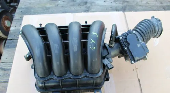 Mazda CX-3 Intake manifold
