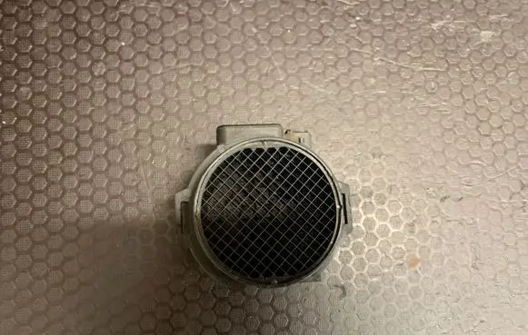 BMW 3 E46 Mass air flow meter 5WK9605 42171799 1432356