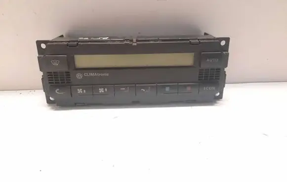 Volkswagen PASSAT B5 Climate control unit