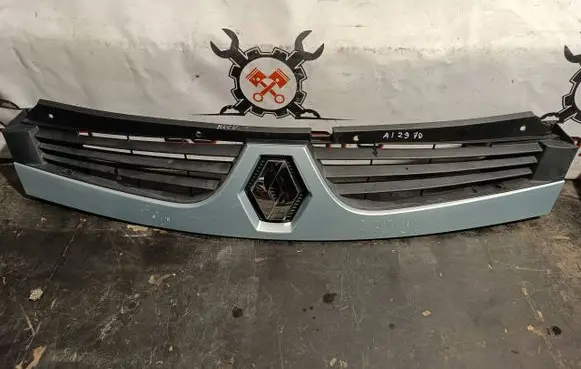 Renault Master II Front grill 8200426365