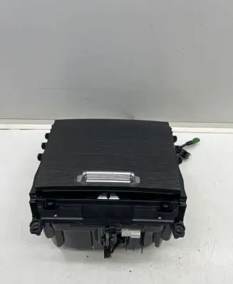Mercedes-Benz GLE W167 Glove box A1678109908 20246214411 15002090