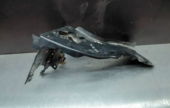 Mercedes-Benz E W211 Headlight/headlamp mounting bracket 