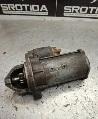 Mercedes-Benz E W211 Starter motor A0061517401