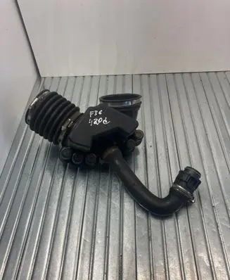 BMW 4 F32 F33 Intake resonator 991000768