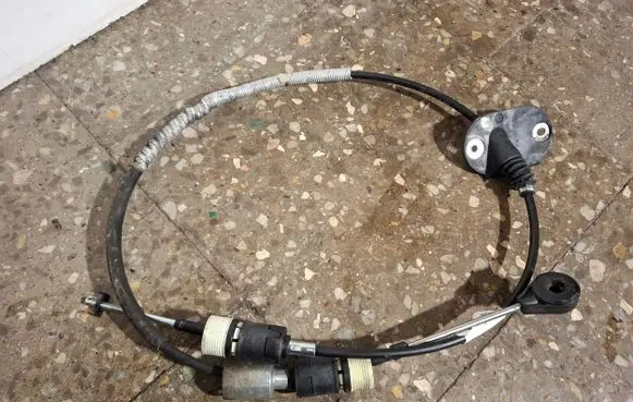 Volvo V60 Gear shift cable linkage 31367711