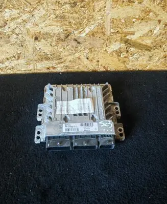 Renault Scenic III - Grand scenic III Engine control unit/module 237100777R