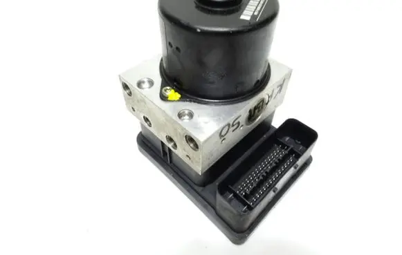 Mini One - Cooper R50 - 53 ABS Pump 6760253 6750254