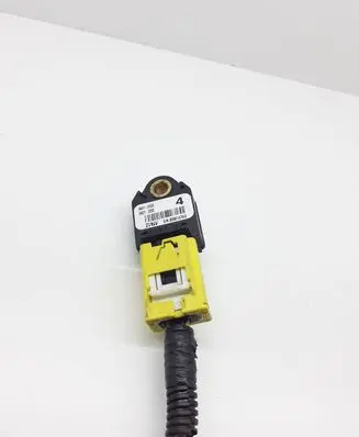 Lexus CT 200H Airbag deployment crash/impact sensor 898310P020 8983122020 8098147613