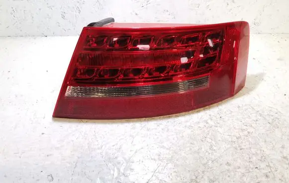 Audi A5 8T 8F Rear/tail lights 8T8945096D