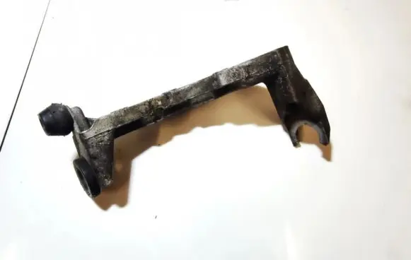 Mercedes-Benz C W203 Engine mounting bracket a1110940241