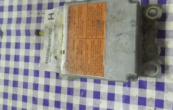 Nissan X-Trail T30 Airbag control unit/module 988209H60512V 021003
