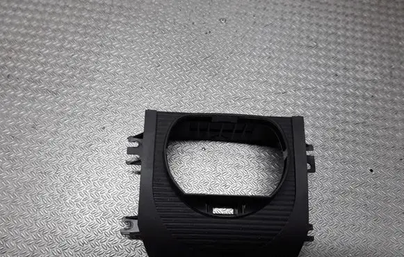 Steering wheel column trim